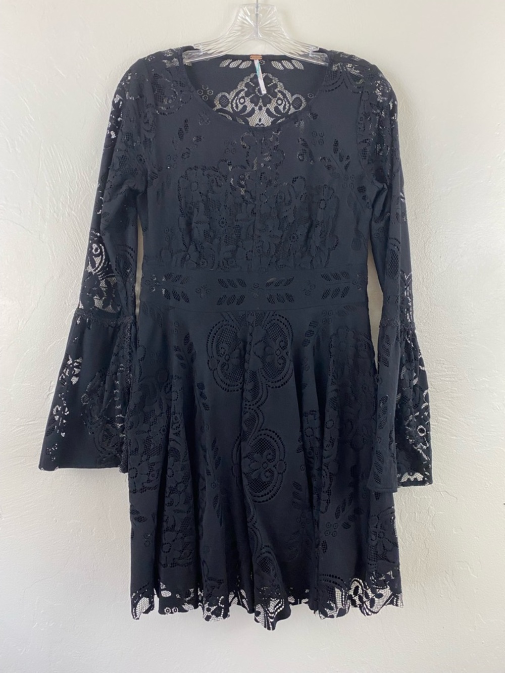 Free People Size Small Black Floral Lace Bell Sleeve Keyhole Tiered Midi Dress